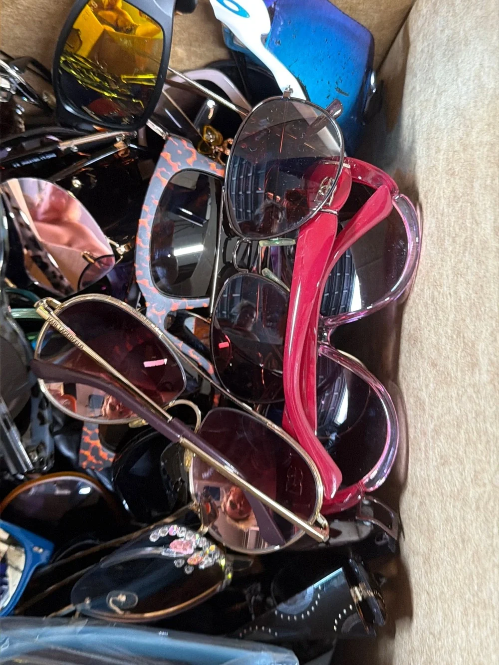 Assorted Sunglasses Lot - Mixed Colors Including Bright Blue - Picture 5 of 10